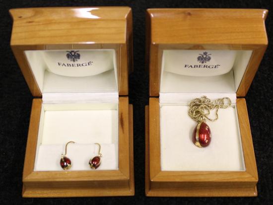 18ct Faberge pendant & matching earrings, pendant A/F